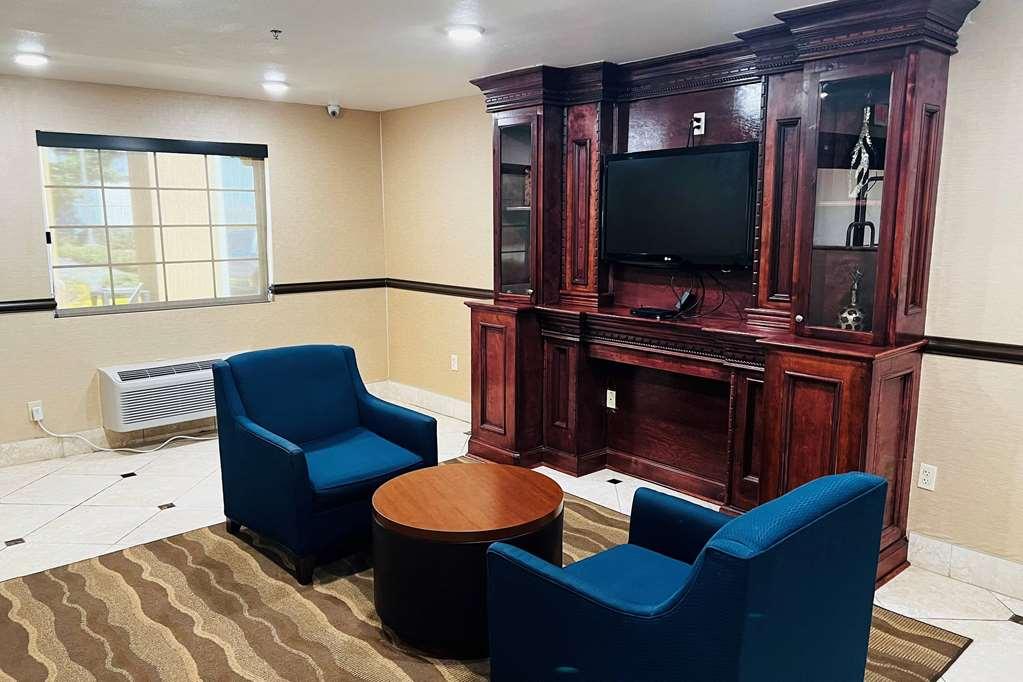 Days Inn By Wyndham Jackson Downtown Interior photo